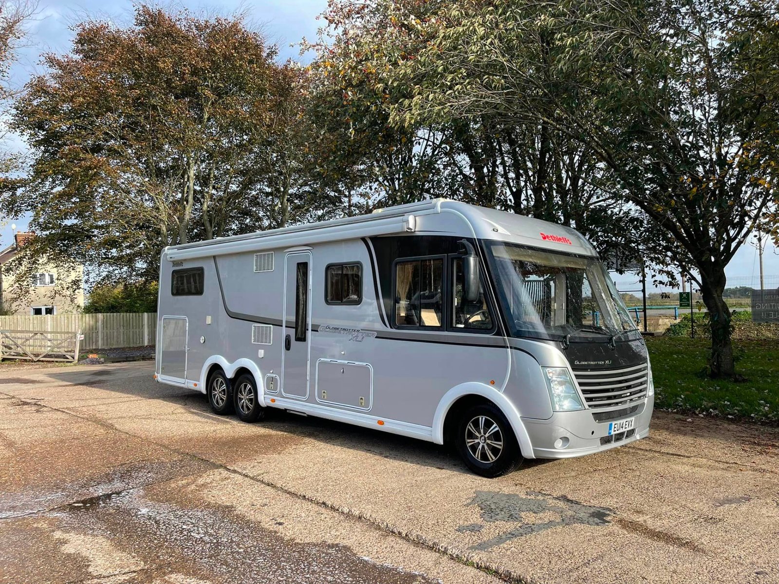 Cheap Swift Travel Trailer RV Camper Motor Homes Caravan